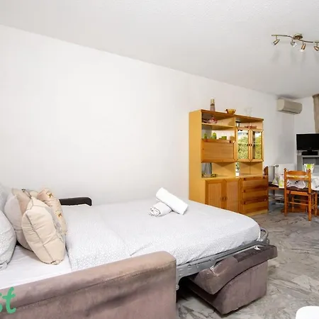 Studio - Palais Des Festivals *